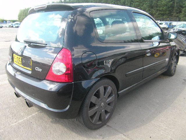 RENAULT CLIO Dismantlers, CLIO  Used Spares 
