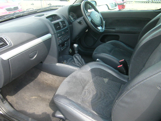 RENAULT CLIO Dismantlers, CLIO  Car Spares 