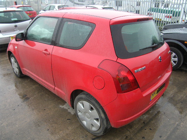 Breaking SUZUKI SWIFT, SWIFT GL Secondhand Parts 