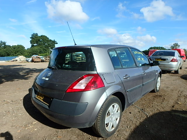 RENAULT MEGANE Dismantlers, MEGANE EXPRESSION Used Spares 