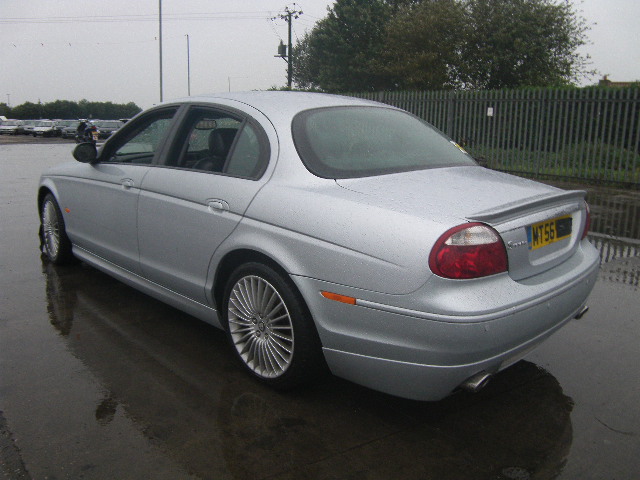 Breaking JAGUAR S-TYPE, S-TYPE S T Secondhand Parts 