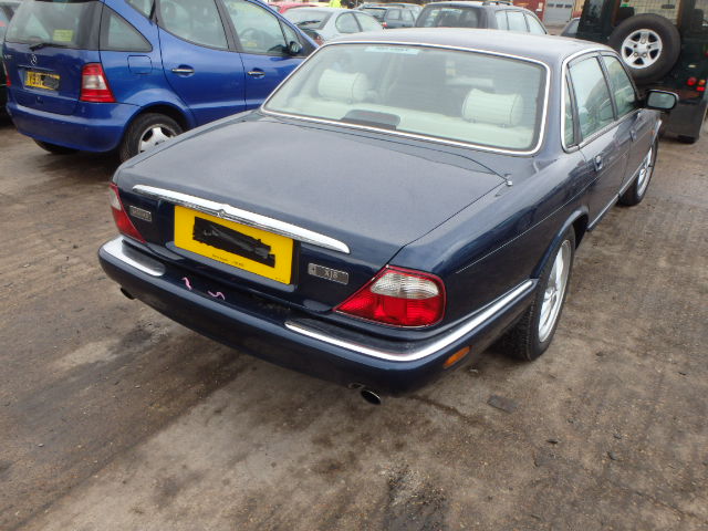JAGUAR XJ Dismantlers, XJ 8 AUTO Used Spares 