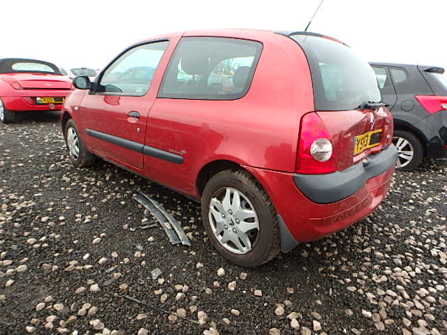Breaking RENAULT CLIO, CLIO EXTREME Secondhand Parts 