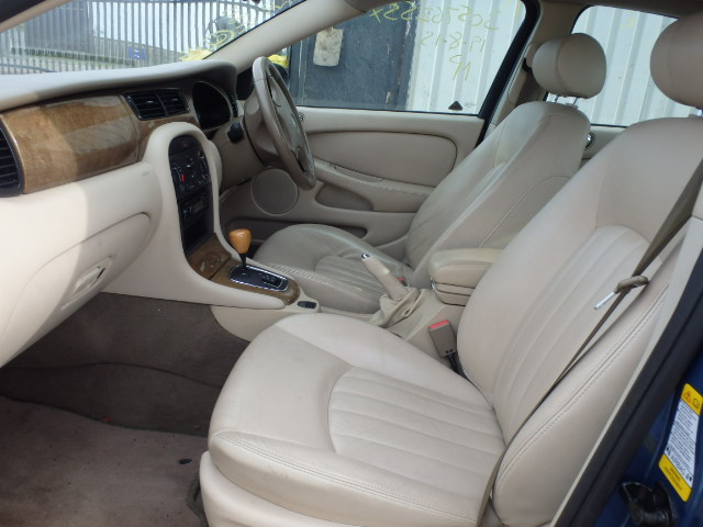 JAGUAR X-TYPE Dismantlers, X-TYPE V6 Car Spares 