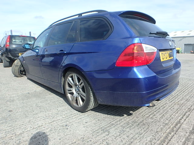 Breaking BMW 320, 320 D SE TOURING Secondhand Parts 