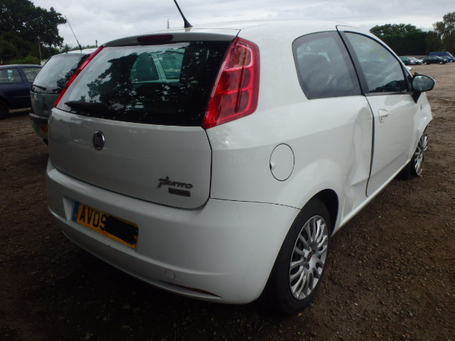 FIAT GRAND PUNT Dismantlers, GRAND PUNT DE PUNTO Used Spares 