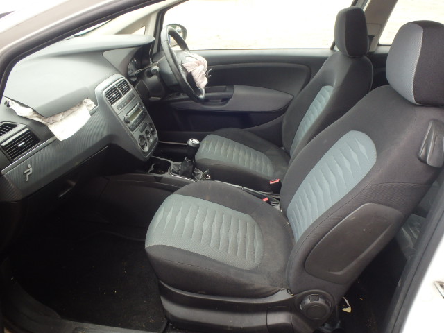 FIAT GRAND PUNT Dismantlers, GRAND PUNT DE PUNTO Car Spares 