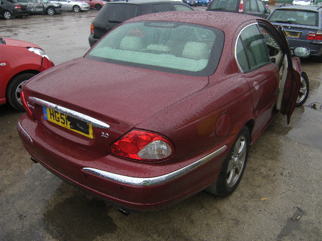 JAGUAR X-TYPE Dismantlers, X-TYPE V6 Used Spares 