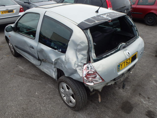 Breaking RENAULT CLIO, CLIO DYNAMIQUE Secondhand Parts 