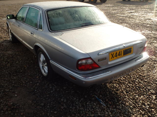Breaking JAGUAR XJ, XJ 8 AUTO Secondhand Parts 