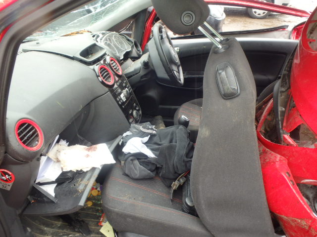 VAUXHALL CORSA Dismantlers, CORSA LIMI Car Spares 