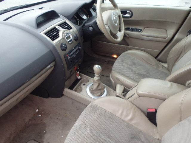 RENAULT MEGANE Dismantlers, MEGANE PRIVILEGE Car Spares 