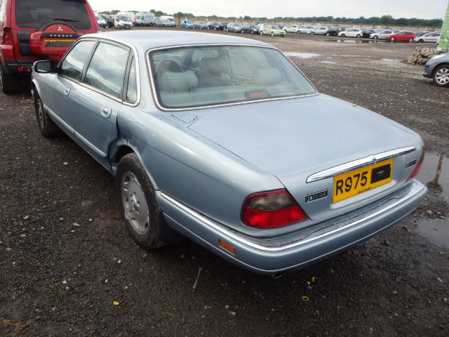 Breaking JAGUAR XJ, XJ EXECUTIVE Secondhand Parts 