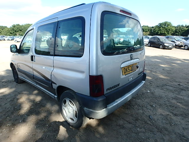 Breaking PEUGEOT PARTNER, PARTNER QUICKSILVER Secondhand Parts 