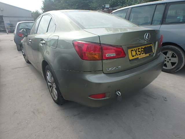 Breaking LEXUS IS220, IS220 D SE Secondhand Parts 