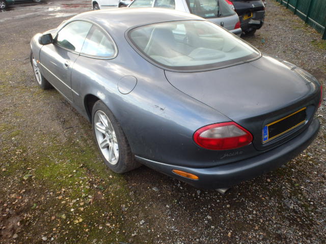 Breaking JAGUAR XK, XK 8 COUPE Secondhand Parts 