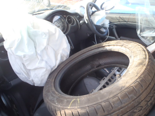 MINI MINI Dismantlers, MINI MINI COOPER Car Spares 