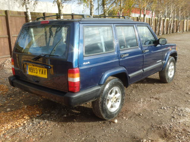 JEEP CHEROKEE Dismantlers, CHEROKEE  Used Spares 