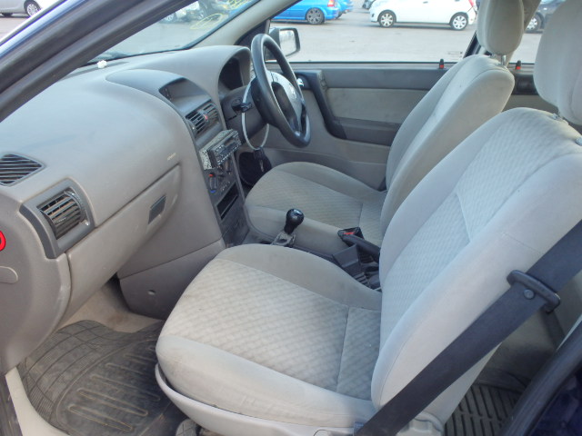VAUXHALL ASTRA Dismantlers, ASTRA LS D Car Spares 