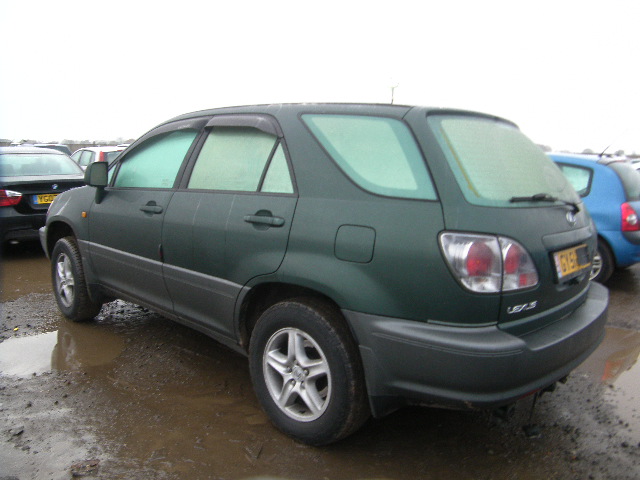 Breaking LEXUS RX300, RX300 SE A Secondhand Parts 