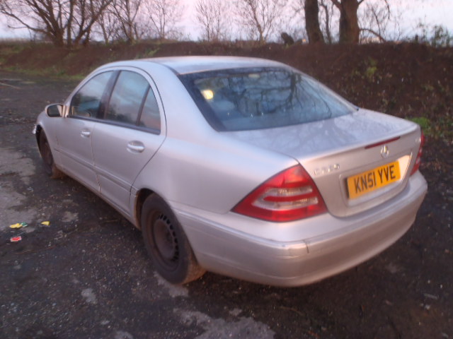 Breaking MERCEDES C220, C220 CDI Secondhand Parts 