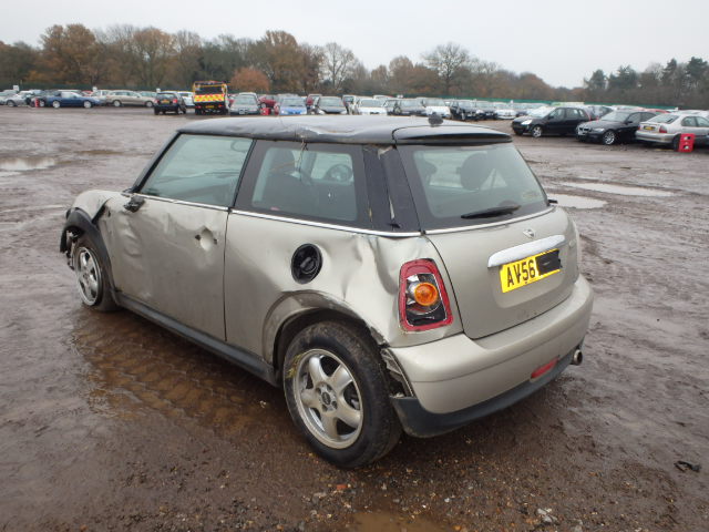 Breaking MINI COOPER, COOPER  Secondhand Parts 