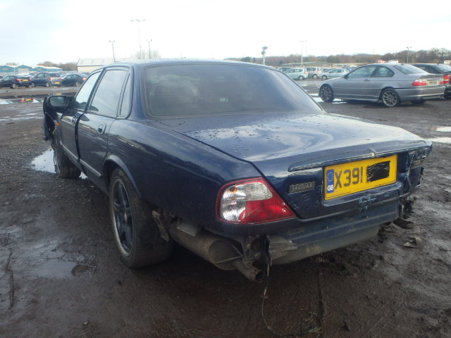 Breaking JAGUAR XJR, XJR V8 AUTO Secondhand Parts 