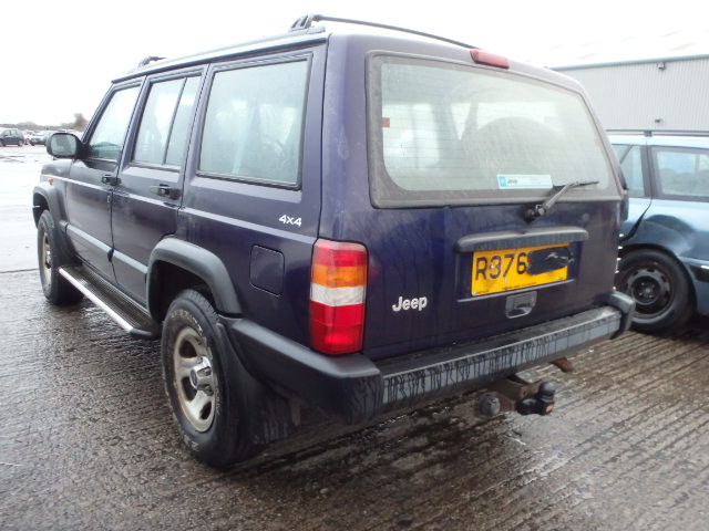 Breaking JEEP CHEROKEE, CHEROKEE T Secondhand Parts 