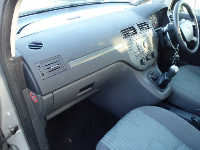 FORD FOCUS Dismantlers, FOCUS C-MAX Car Spares 