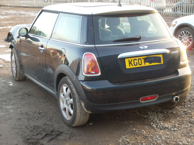 Breaking MINI COOPER, COOPER  Secondhand Parts 