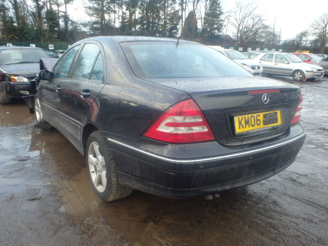 Breaking MERCEDES C220, C220 CDI AUTO Secondhand Parts 