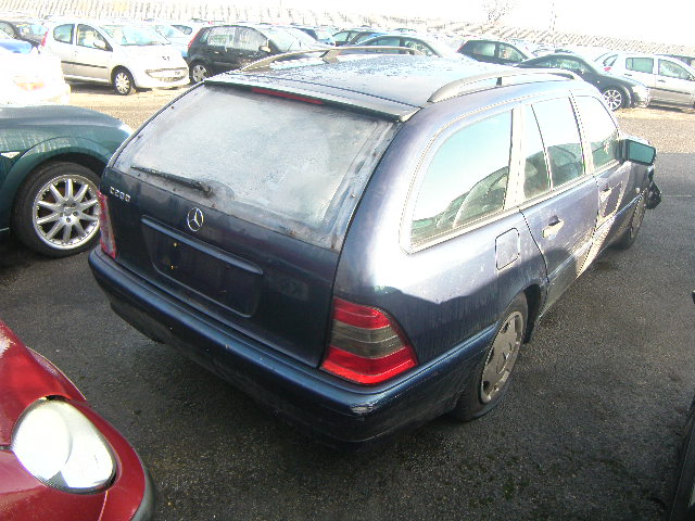 MERCEDES C200 Dismantlers, C200 ESPRI Used Spares 