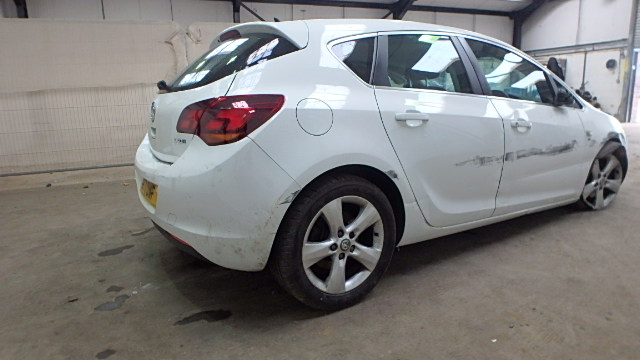 VAUXHALL ASTRA Dismantlers, ASTRA SRI Used Spares 