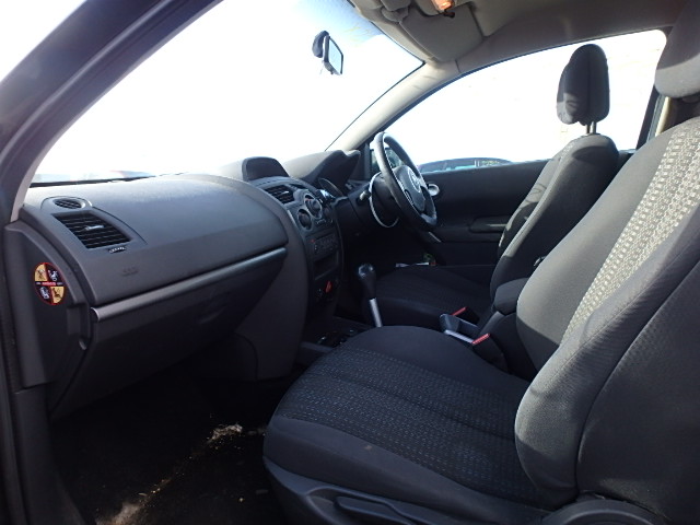 RENAULT MEGANE Dismantlers, MEGANE DYN Car Spares 