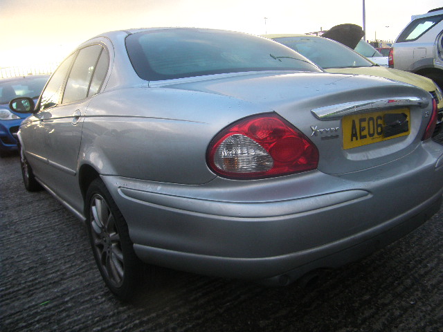 Breaking JAGUAR X-TYPE, X-TYPE V6 Secondhand Parts 