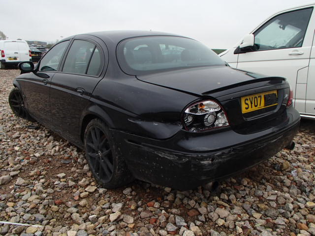 Breaking JAGUAR S-TYPE, S-TYPE R A Secondhand Parts 