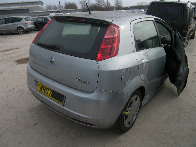 FIAT GRAND PUNTO Dismantlers, GRAND PUNTO  Used Spares 