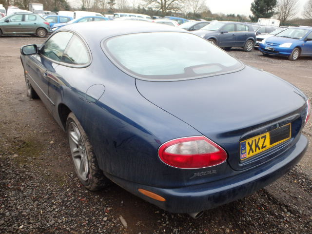 Breaking JAGUAR XK, XK 8 COUPE Secondhand Parts 