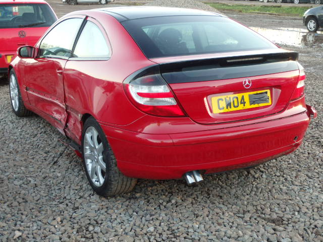 Breaking MERCEDES C200, C200 CDI S Secondhand Parts 
