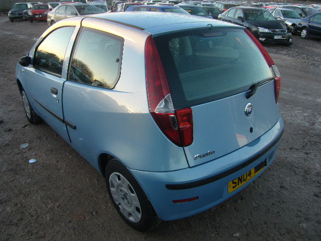 Breaking FIAT PUNTO, PUNTO ACTIVE Secondhand Parts 