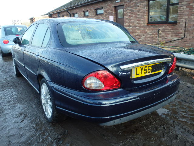 Breaking JAGUAR X-TYPE, X-TYPE CLASSIC Secondhand Parts 