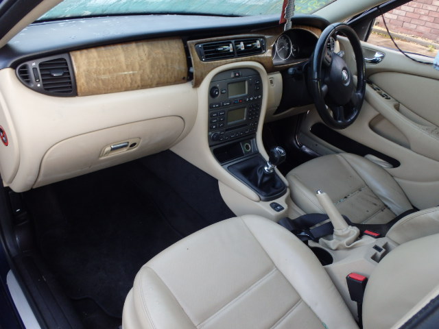 JAGUAR X-TYPE Dismantlers, X-TYPE CLASSIC Car Spares 