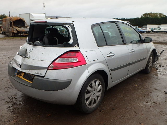 RENAULT MEGANE Dismantlers, MEGANE DYN Used Spares 