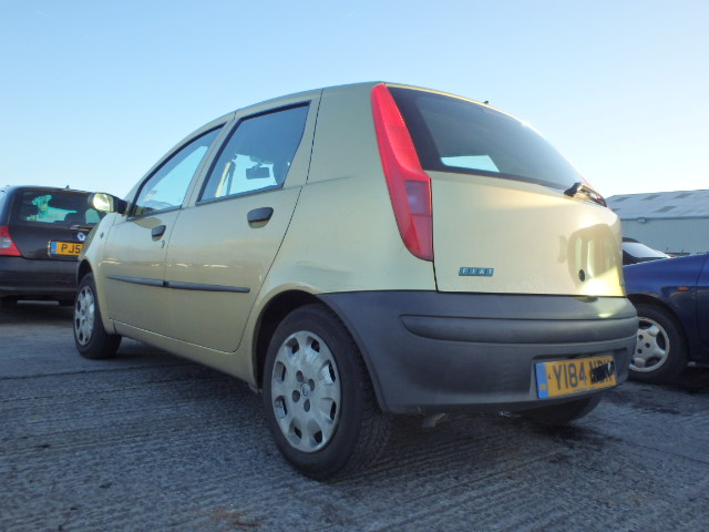 Breaking FIAT PUNTO, PUNTO 1.2 Secondhand Parts 