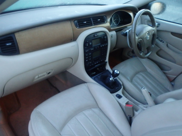 JAGUAR X-TYPE Dismantlers, X-TYPE V6 Car Spares 