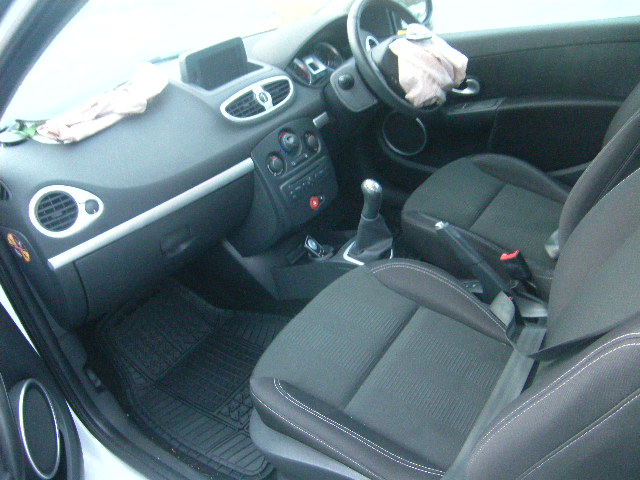RENAULT CLIO Dismantlers, CLIO DYNAMIQUE Car Spares 