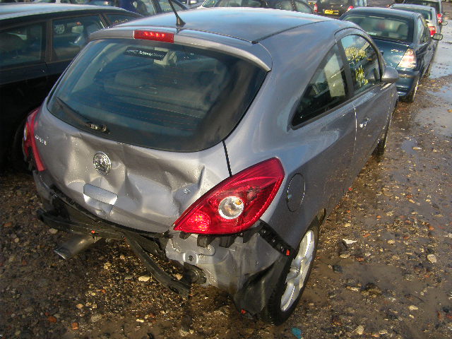 VAUXHALL CORSA Dismantlers, CORSA SXI Used Spares 