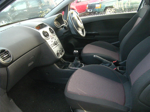 VAUXHALL CORSA Dismantlers, CORSA SXI Car Spares 