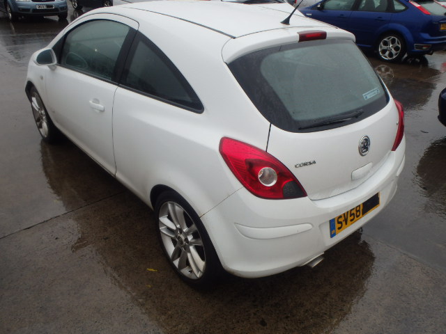 Breaking VAUXHALL CORSA, CORSA SXI Secondhand Parts 