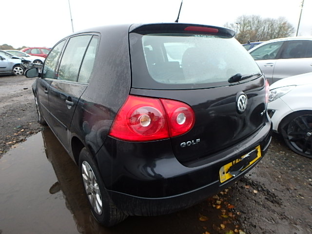 Breaking VOLKSWAGEN GOLF, GOLF FSI S Secondhand Parts 